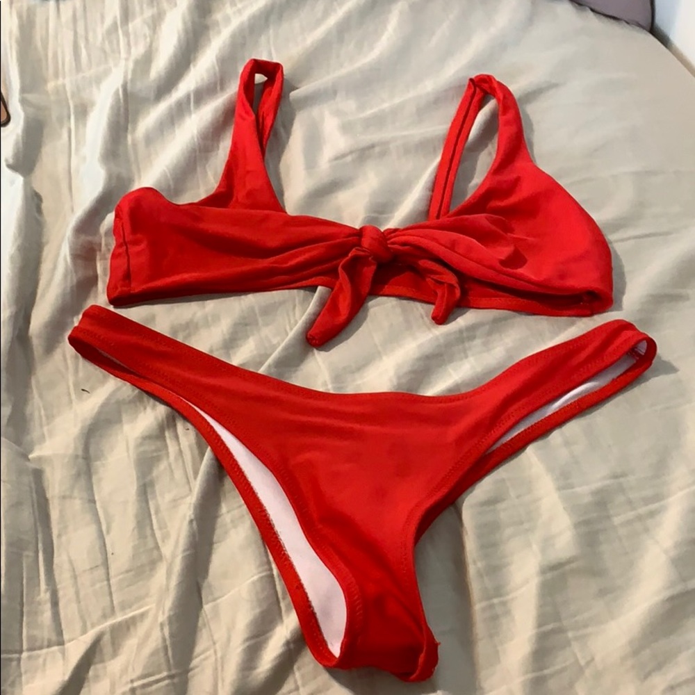 red size medium zaful set